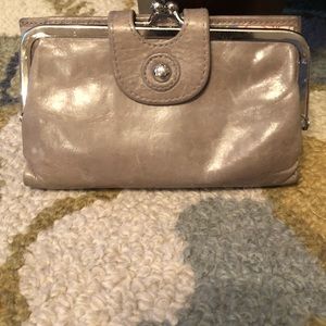 Hobo Alice wallet